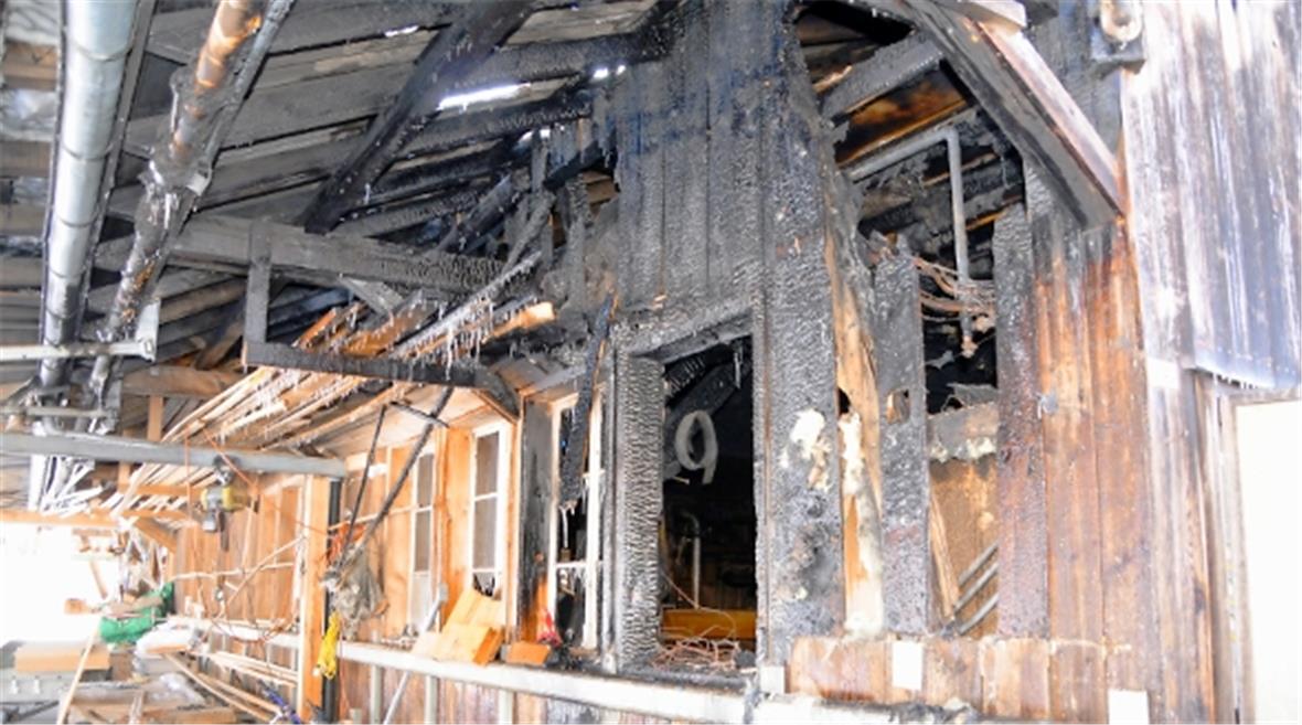 Hoher Sachschaden bei Brand in Zimmerei Gafner