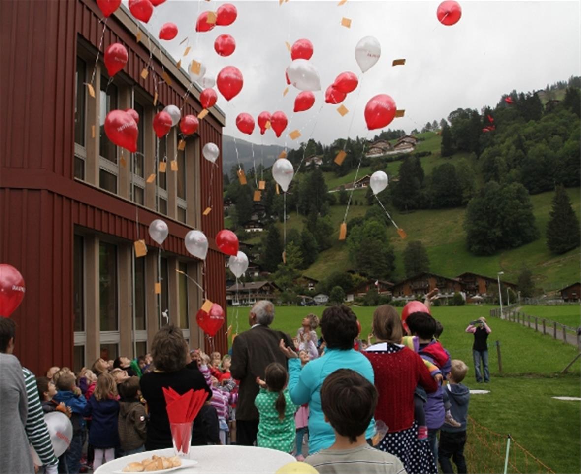 Ballon Wettbewerb des Kindergartens Lenk