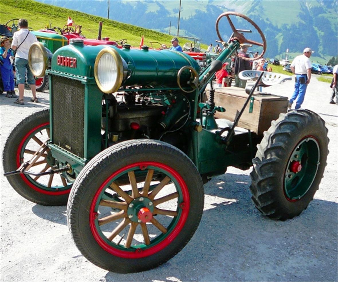 Sommerfest und Treffen alter Landmaschinen auf dem Rossberg