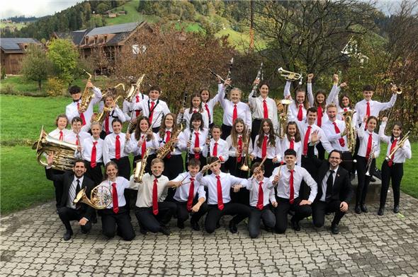 Erfolgreiche Titelverteidigung am Kantonalen Jugendmusikfest 