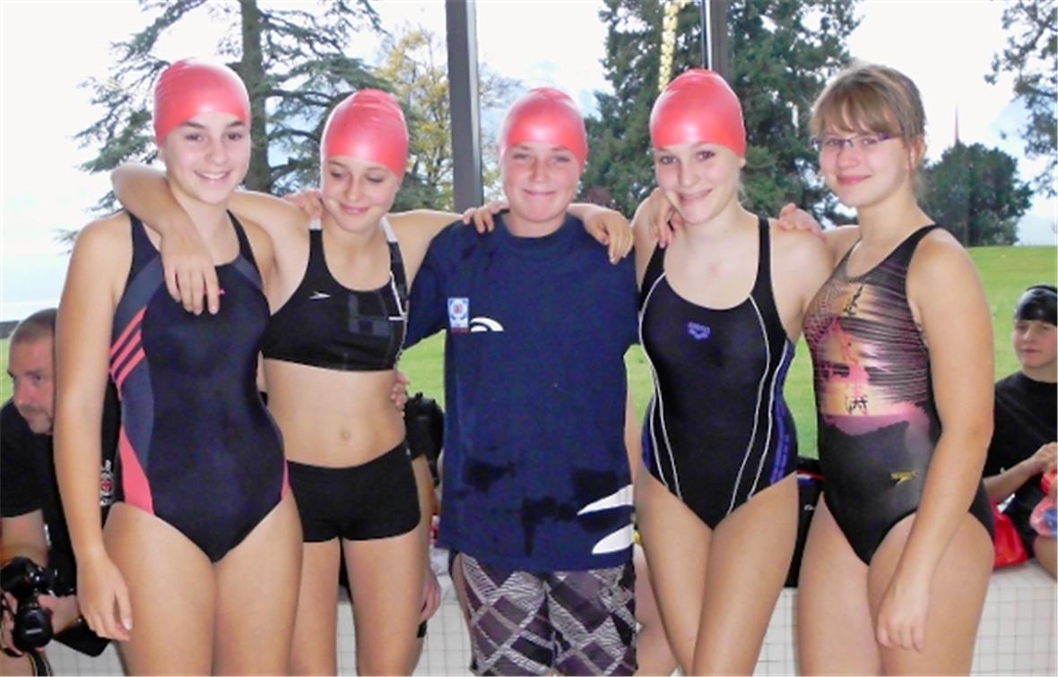 Erfolgreiche SchwimmerInnen am Jugendtreffen Oberhofen