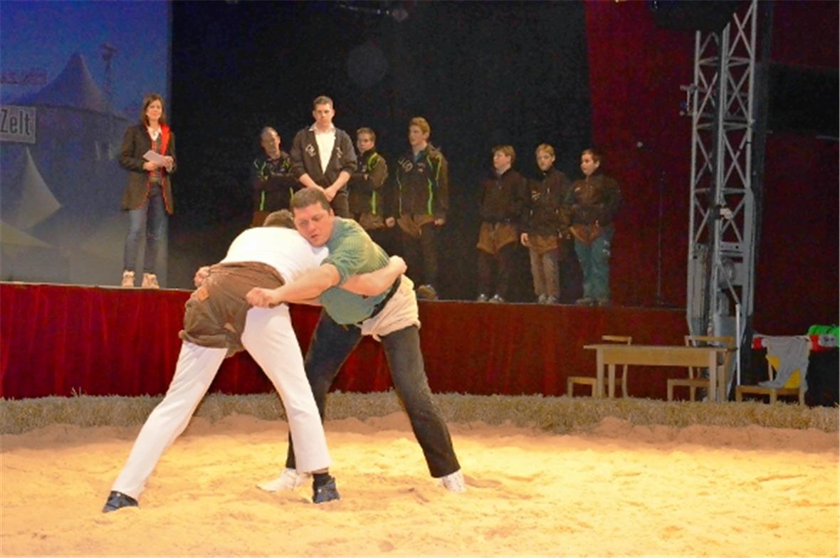  Sennenschwinger Martin Grab ist im Obersimmental und vor allem im Fermel kein U...