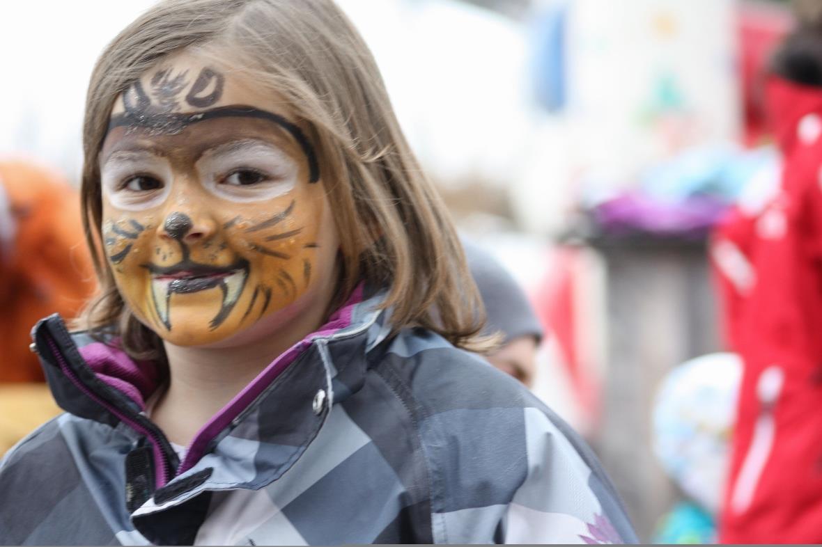  Wilder Tiger ganz zahm.