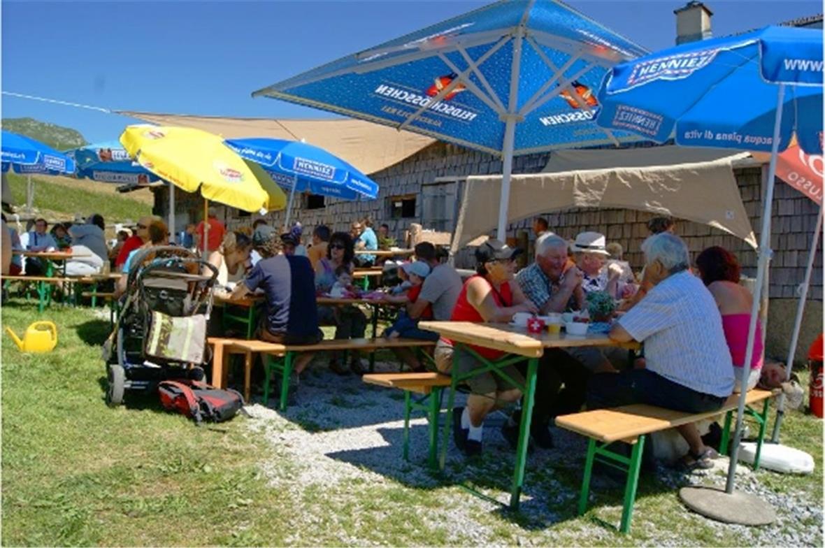 1.-August-Brunch auf der Alp Fängli.