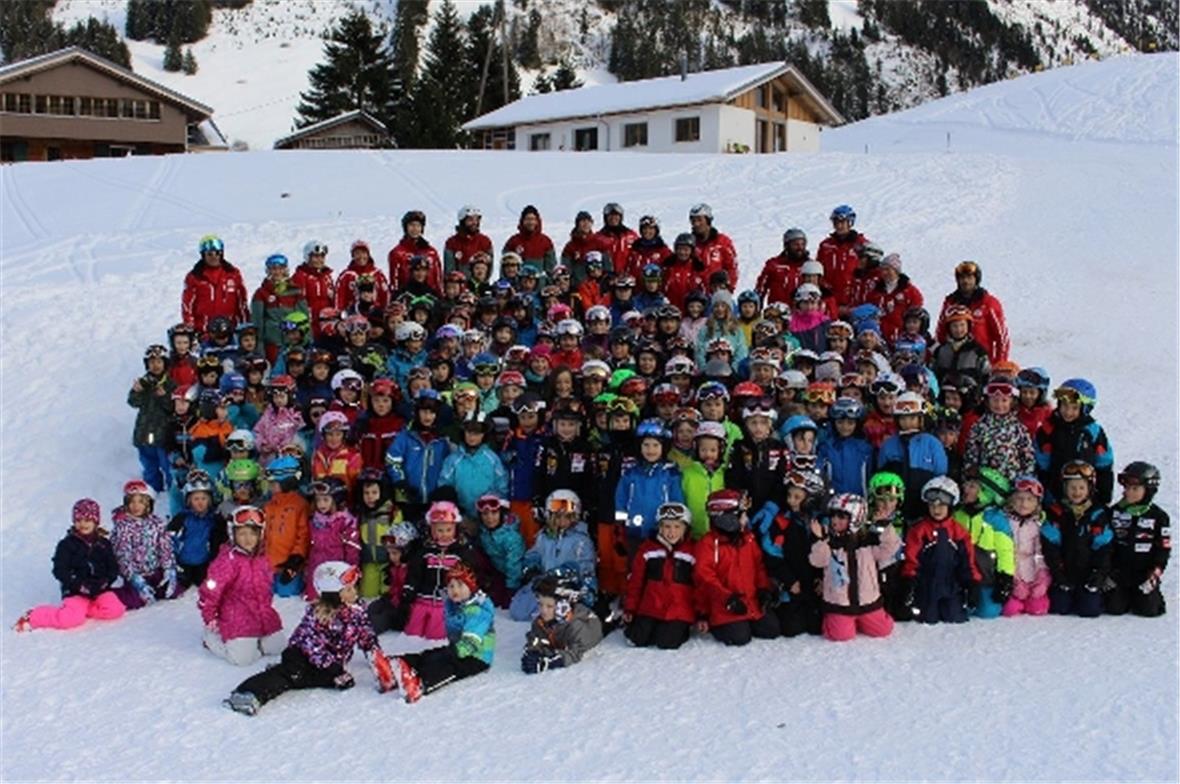 156 Kindergarten- und Schulkinder nahmen an der Schneesportwoche Diemtigen teil.