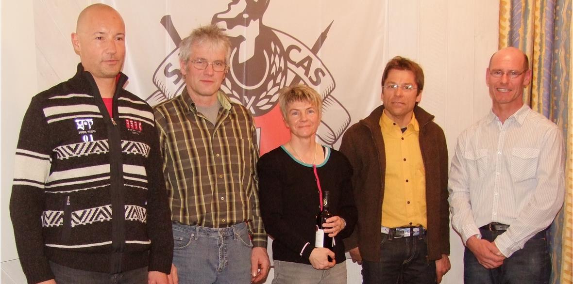 25 Jahre SAC von links André Troxler, Ernst Gempeler, Theres Hodel, Gustav Tribolet und Präsident B. Riedo.