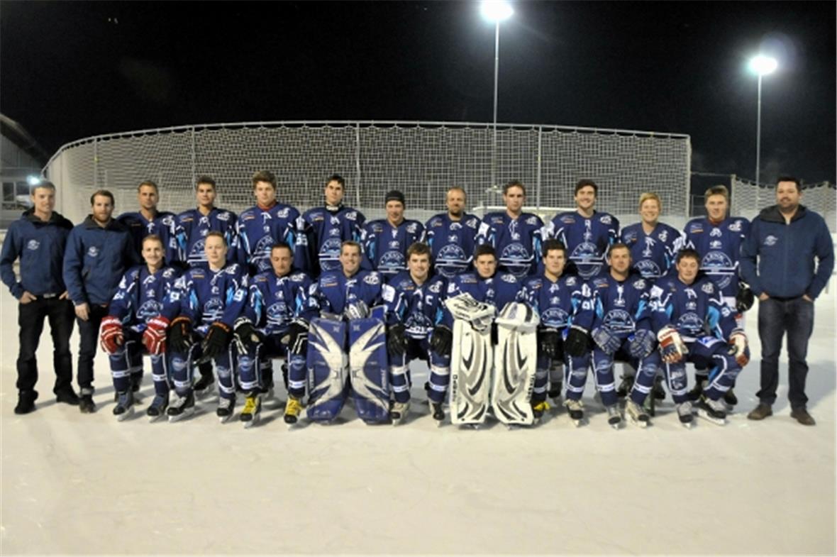 3. Liga-Team Saison 2015/2016:Hinten: Remo Schletti, Patric Salzmann, Daniel Ziörjen, Björn Rindlisbacher, Noah Wälti, Nils Rindlisbacher, Sandro Walker, Lorenz Thüring, Patrik Perren, Christoph Perren, Sebastien Blum, Michael von Känel und Mario Ginggen.Vorne: Roger Salzmann, Joël Wälti, Martin Rufener, Dominic Salzmann, Florian Perren, Rafael de Mouro Cunha, Silvio Zeller, Mathias Boschung und Eric Wälti.