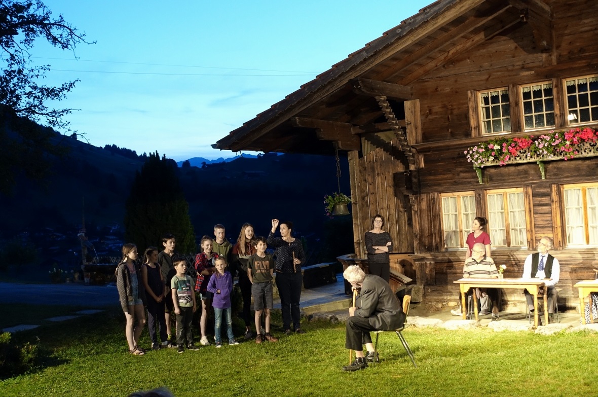 «Aberot» heisst das Freilicht-Theaterstück, welches von der Theatergruppe Schatt...