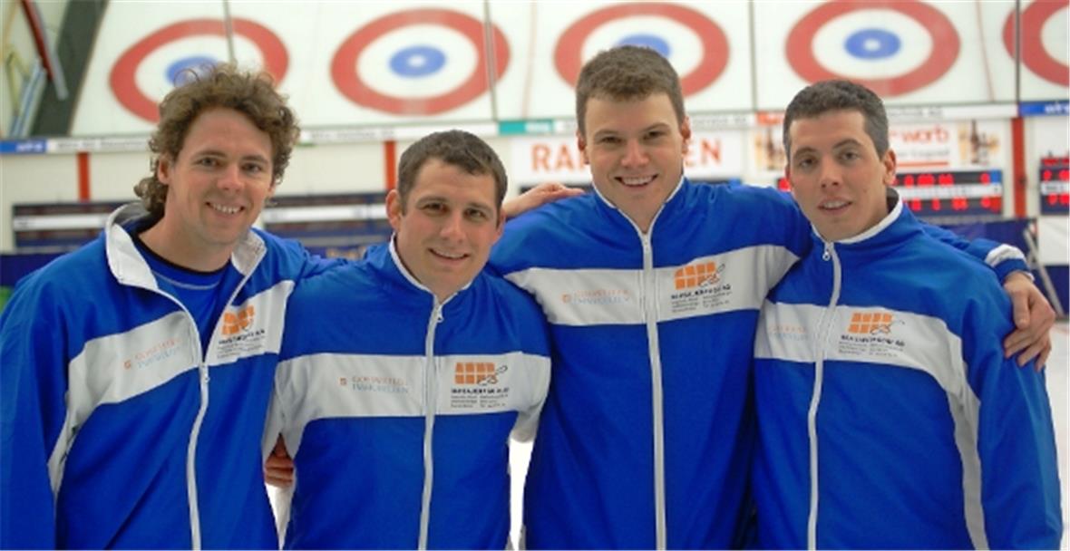 Abonniert auf die Bronce-Medaille an den Schweizer-Meisterschaften: Toni Müller und sein junges Team von Baden regio.