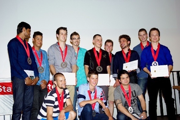 Absolventen welche aufgrund ihrer Leistung zusätzlich ausgezeichnet wurden.