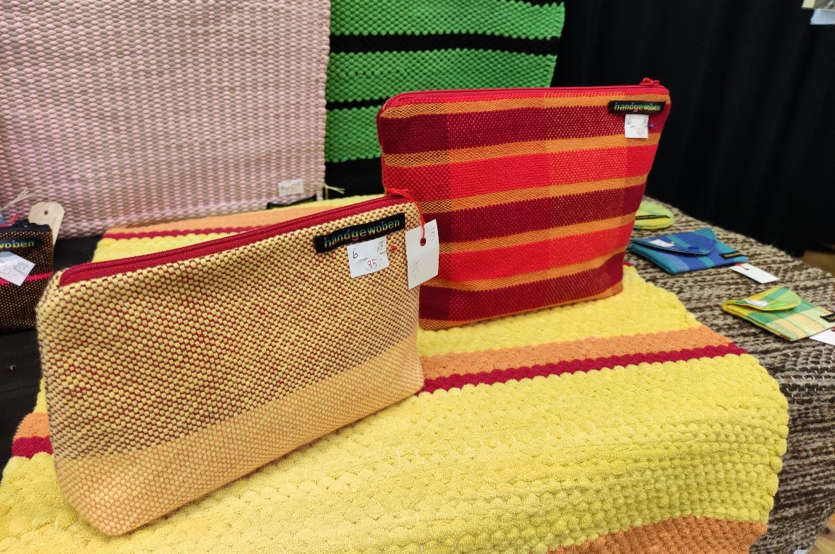 Abwechslungsreiches Kunsthandwerk an der diesjährigen Diemtigstube.