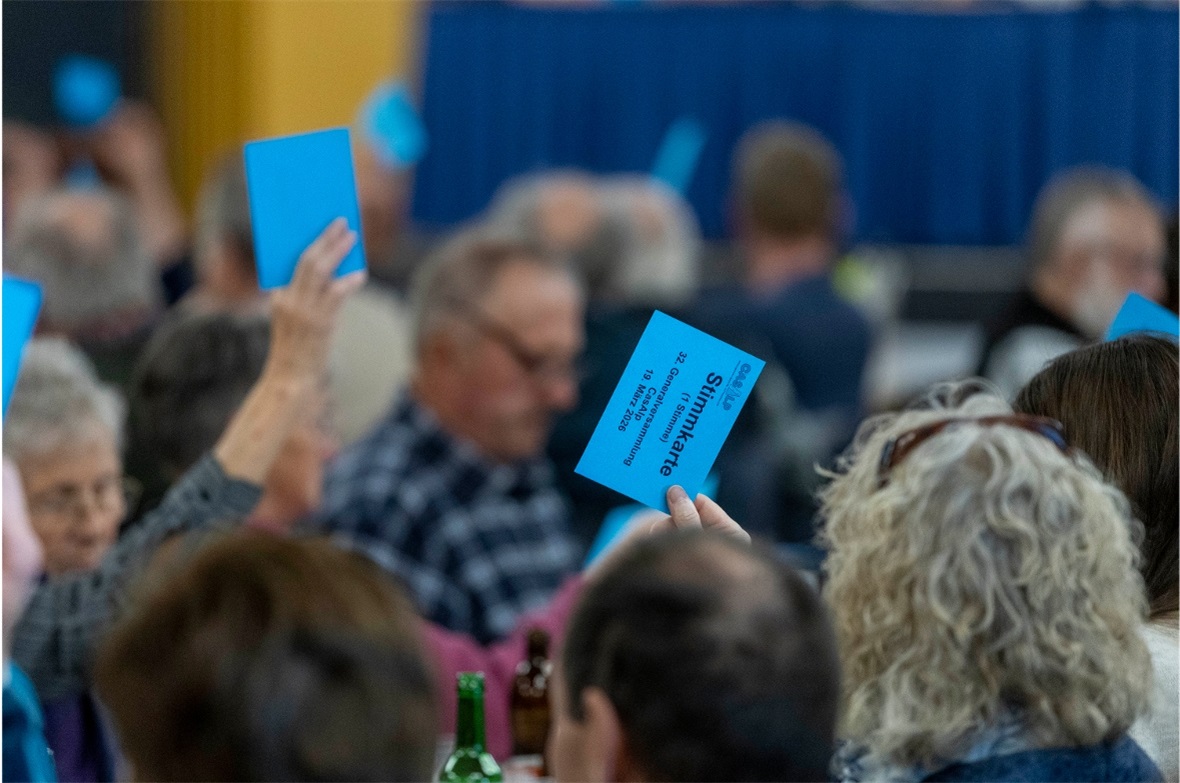 Alle Geschäfte wurden einstimmig angenommen.
