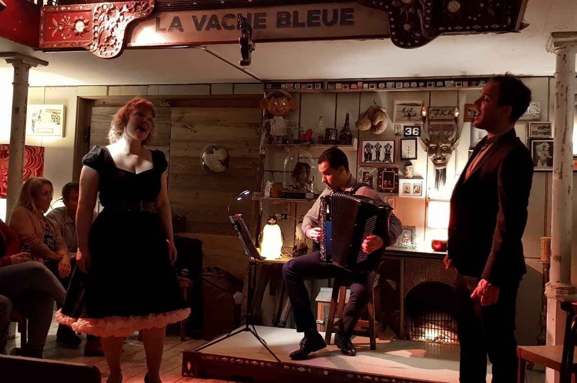 Alp Opus bei ihrem Konzert im Saaner La vache bleue