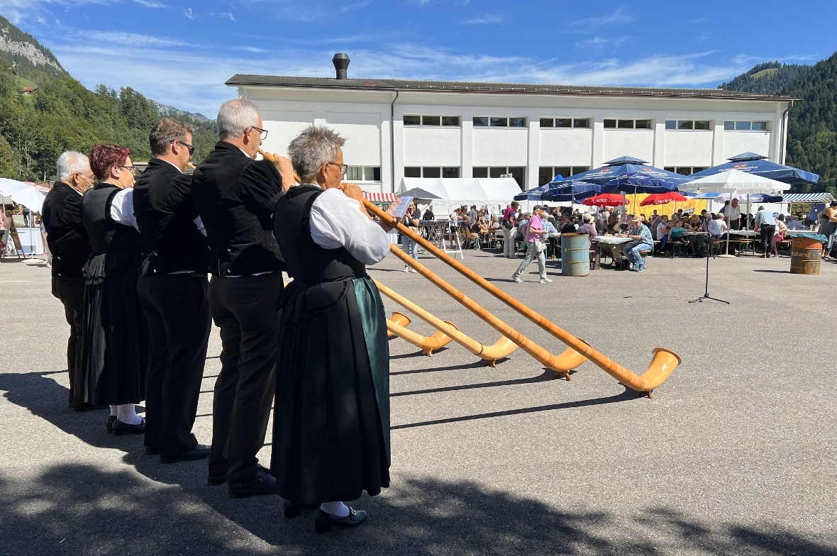 Alphorngruppe Mittagsfluh Boltigen.