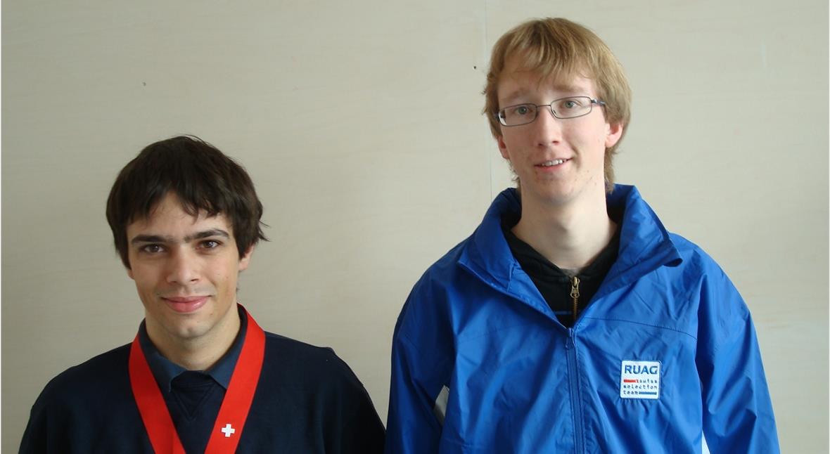 Als zusätzlicher Motivator überraschte Markus Lempen (links), Elektroniker-Vizeweltmeiser 2003, die Trainingsgruppe in Blankenburg (auf unserem Bild Livio Knöri).