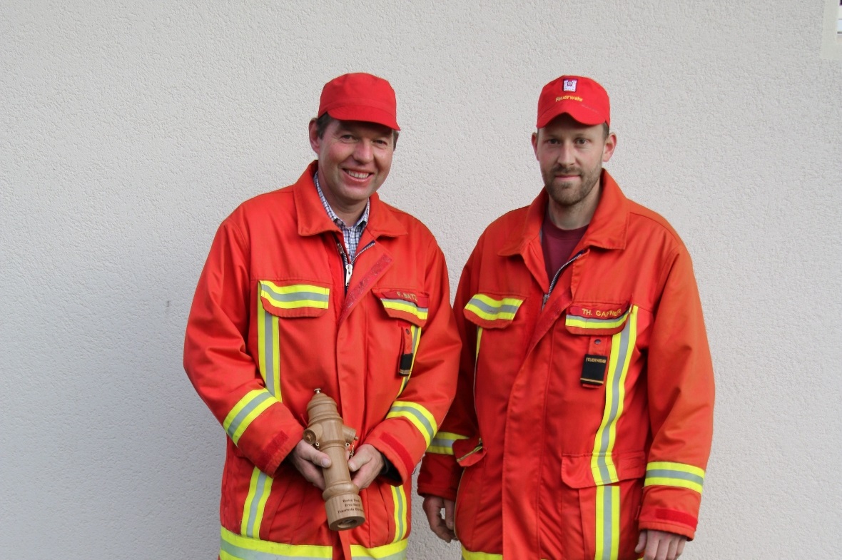 Alter und neuer Vize Kommandant: Fritz Batzli und Thomas Gafner.