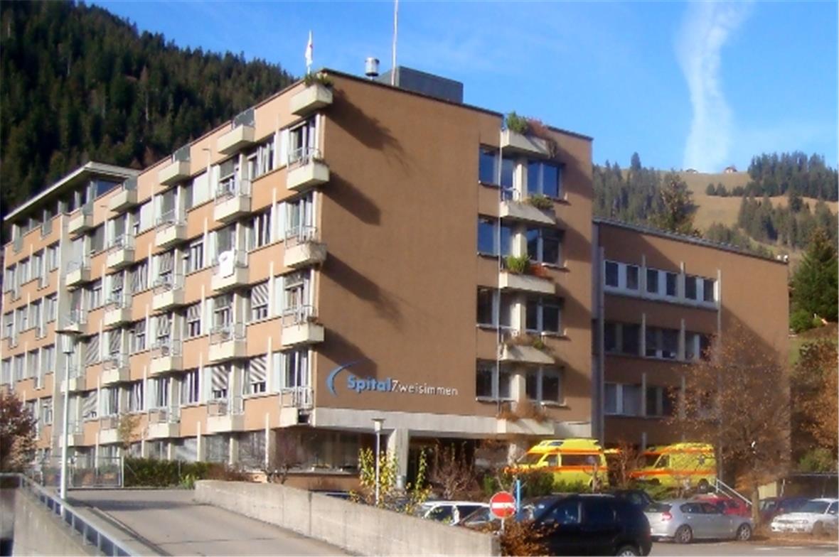 Spital Zweisimmen neu mit Computerthomografie Am 1. November 2012 werden die Standorte Saanen und Zweisimmen zusammengelegt. In diesem Zug wird das Spital Zweisimmen aufgerüstet.