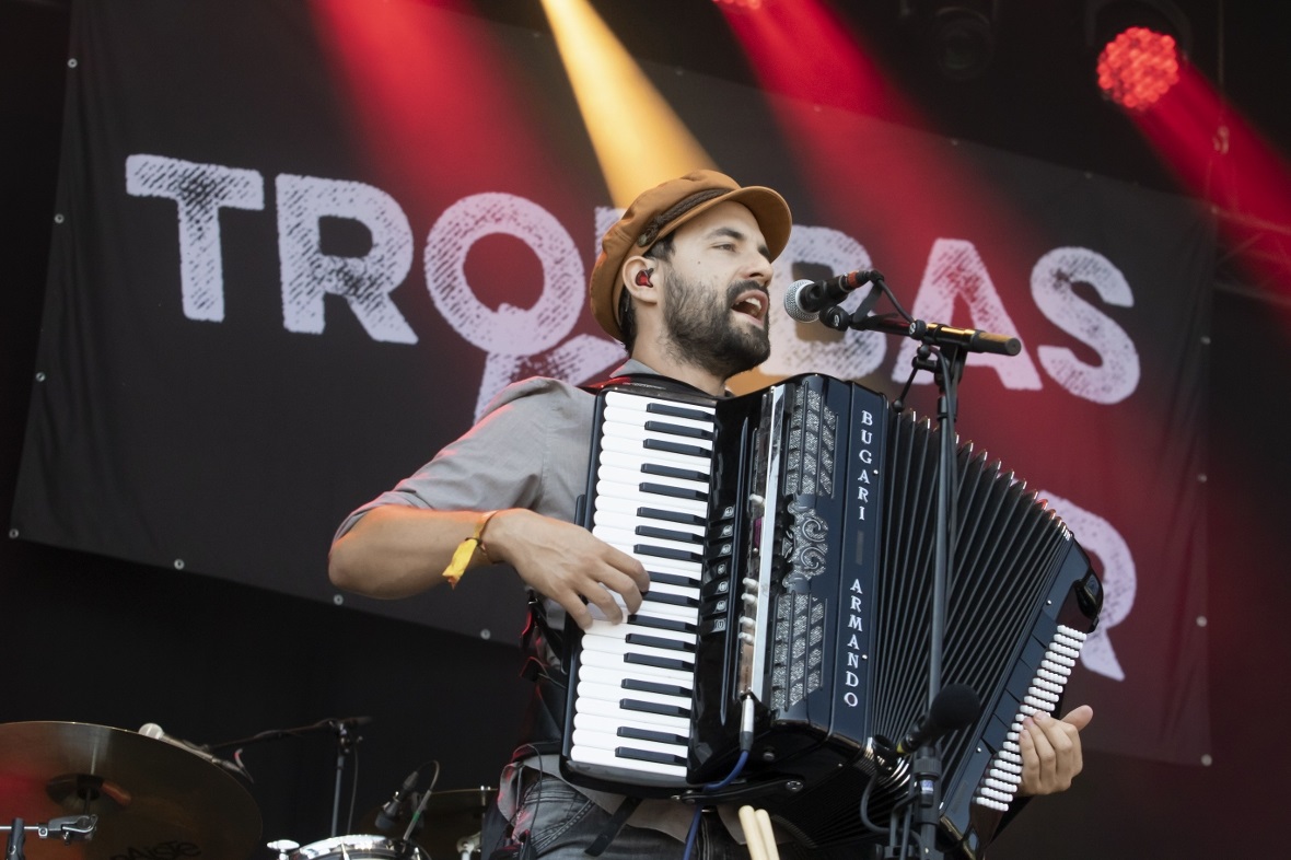 Am Akkordeon ist Kaspar Eggimann.