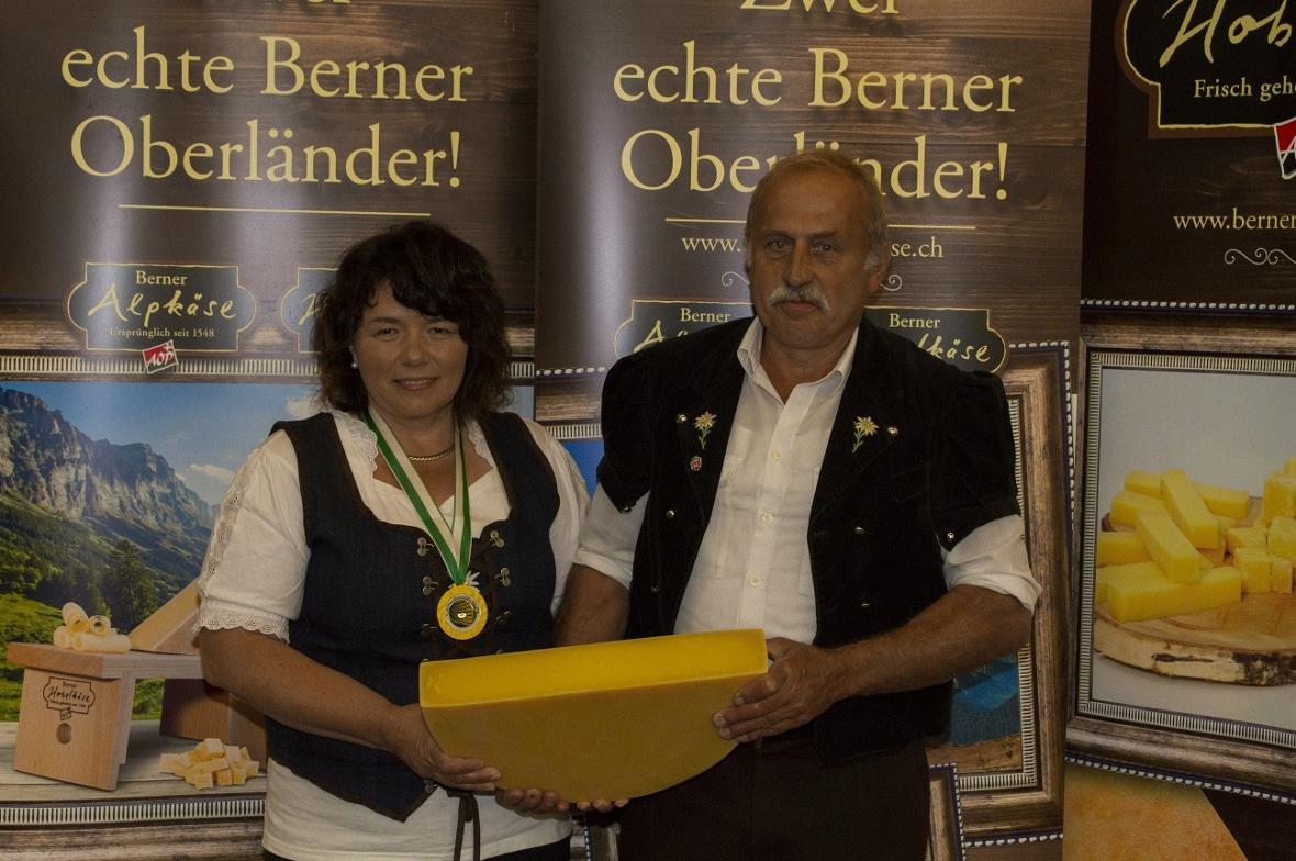 Annemarie und Hans-Rudolf Bühler, Alp Ritz, aus Därstetten siegten in der Kategorie Berner Alpkäse AOP.