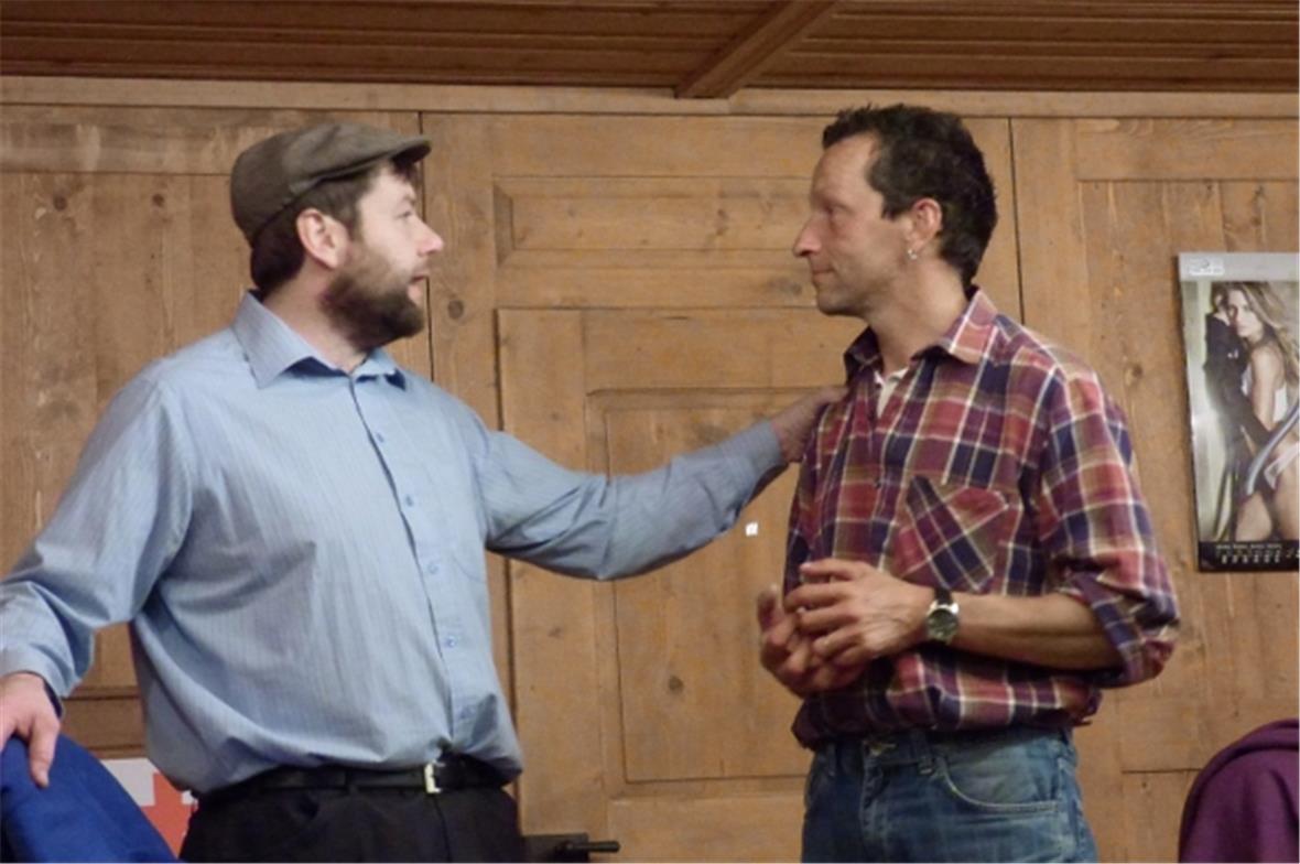 Archie ist begeistert, dass sein Enkel Maximilian einen solch schönen Wohnsitz h...