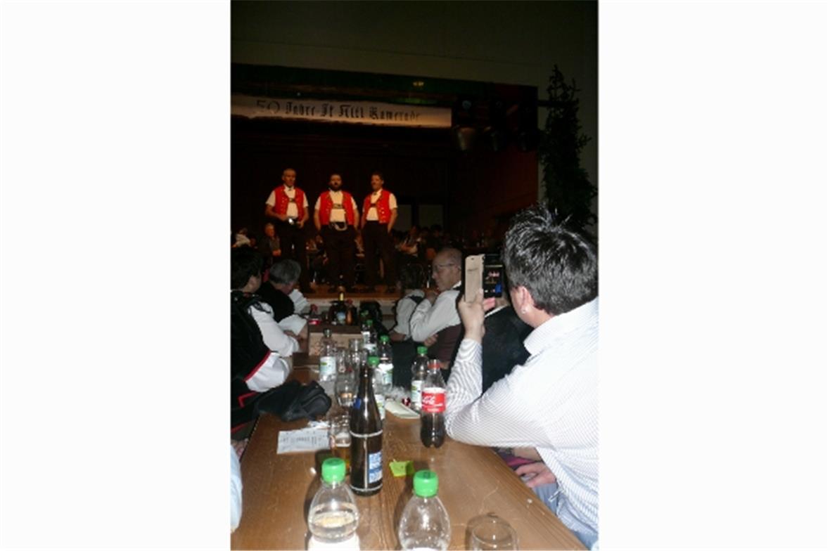 Auch Gross- und Gemeinderat Thomas Knutti war von den Säntisjodlern begeistert.