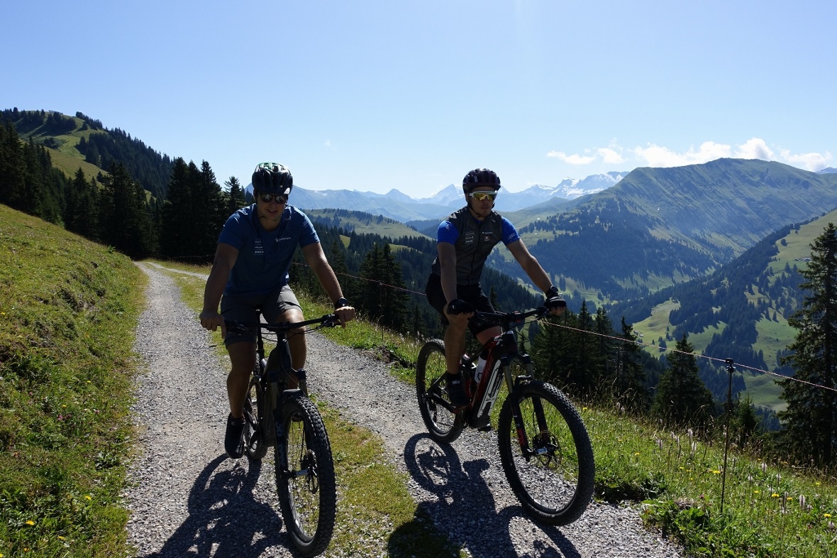Auch auf dem Bike ein gutes Team: Der St. Stäffner Lars Rösti und der Schönriede...