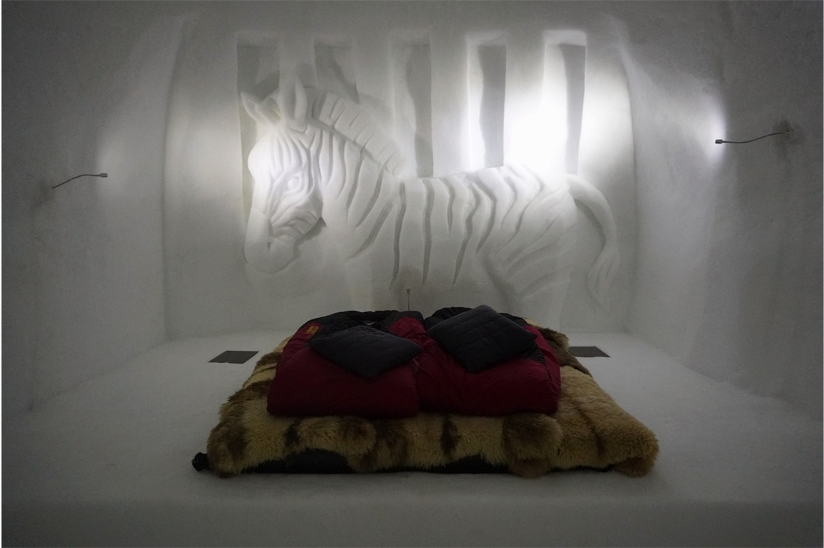 Auch wenn die Temperatur im Zimmer null Grad Celsius beträgt, müssen sich die Gä...