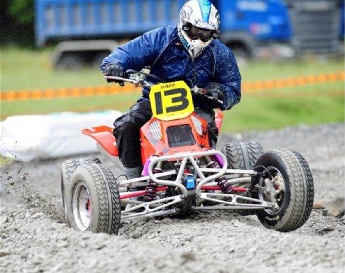 Auf vier Rädern Richtung Podestplatz: Beat Zeller (Boltigen) mit seinem Quad auf dem Weg zu Rang 2!