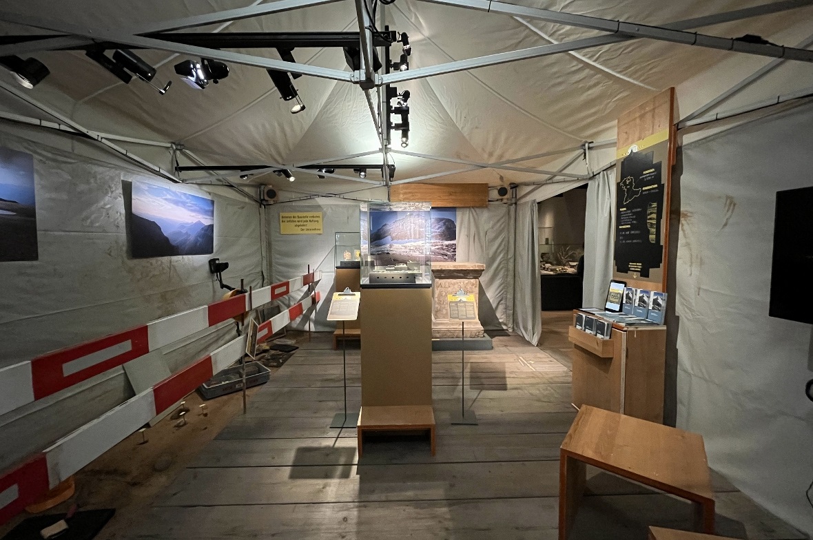 Ausstellungsraum der Funde im Bernischen Historischen Museum.