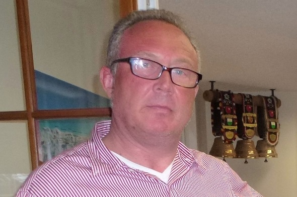 BDG Direktor Armon Cantieni, Ruedi Schenk und Verwaltungsratspräsident Bruno Kernen beim internen Abschiedsapéro.