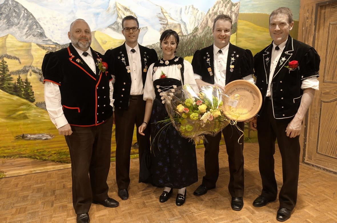 BKJV-Präsident Stephan Haldemann, das Moderationsduo Bruno Stucki und Sarah Müll...