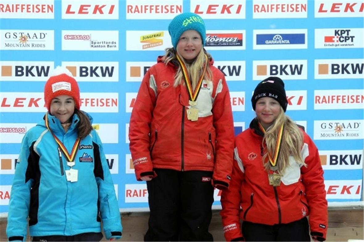 BOSV-Meister SL, v.l.: Jasmine v. Siebenthal, Andrea Pieren, Nadja Bircher.
