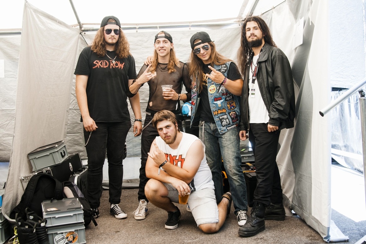 Backstage mit Junkie Rose: Silvano Rösti (Sili), Fabian Kühne (Fäbu), Medow Dahm...