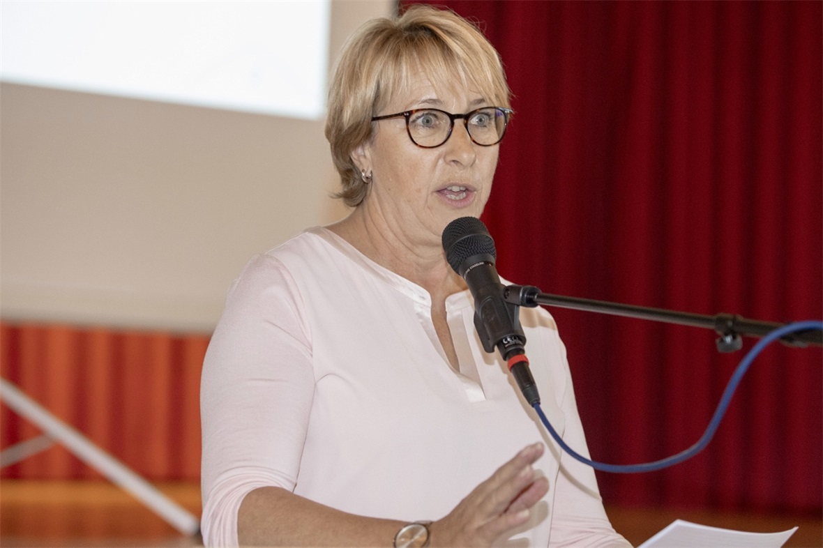 Barbara Josi, Wimmiser Gemeinderatspräsidentin und Grossrätin, eröffnete die Lan...