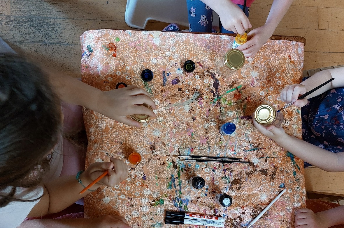 Bastel-, Kurbeln- und Freizeitspass.