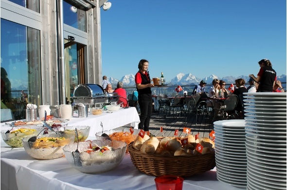Bauernbuffet und Oberländer Bergriesen: 1.-August-Feier auf dem Stockhorn.