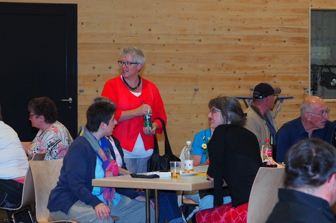 Beatrice Zeller, Präsidentin des Vereins Bergquelle im Gespräch.