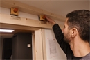Bei einem Unglück drückt Jérôme Speiser den roten Knopf und alle Rettungskräfte werden automatisch aufgeboten.
