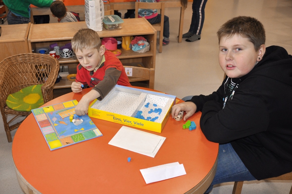 Bei uns wird ein Spiel gespielt.