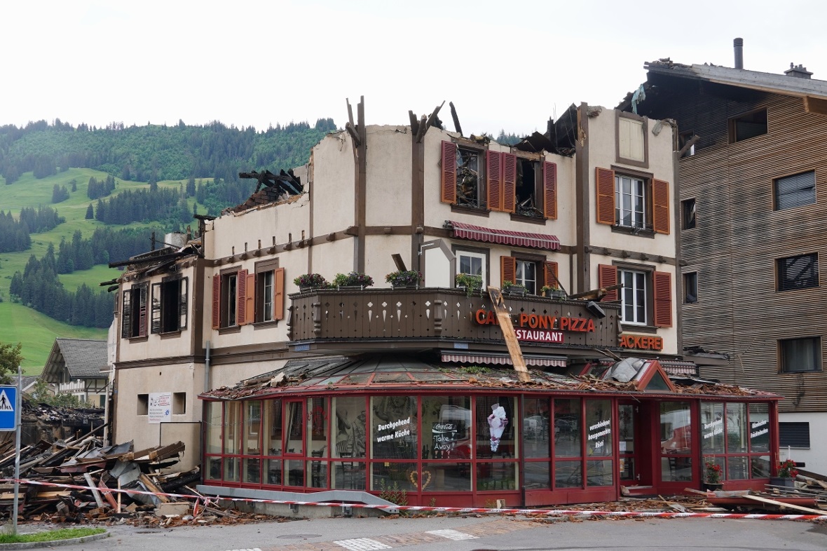 Beim Brand praktisch zerstört worden: Das Haus in der Schützenstrasse, in dem si...