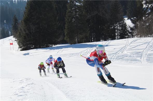 Beim Familien-Derby löst der erste Fahrer die Zeit aus und beim letzten wird die Zeit gemessen.
