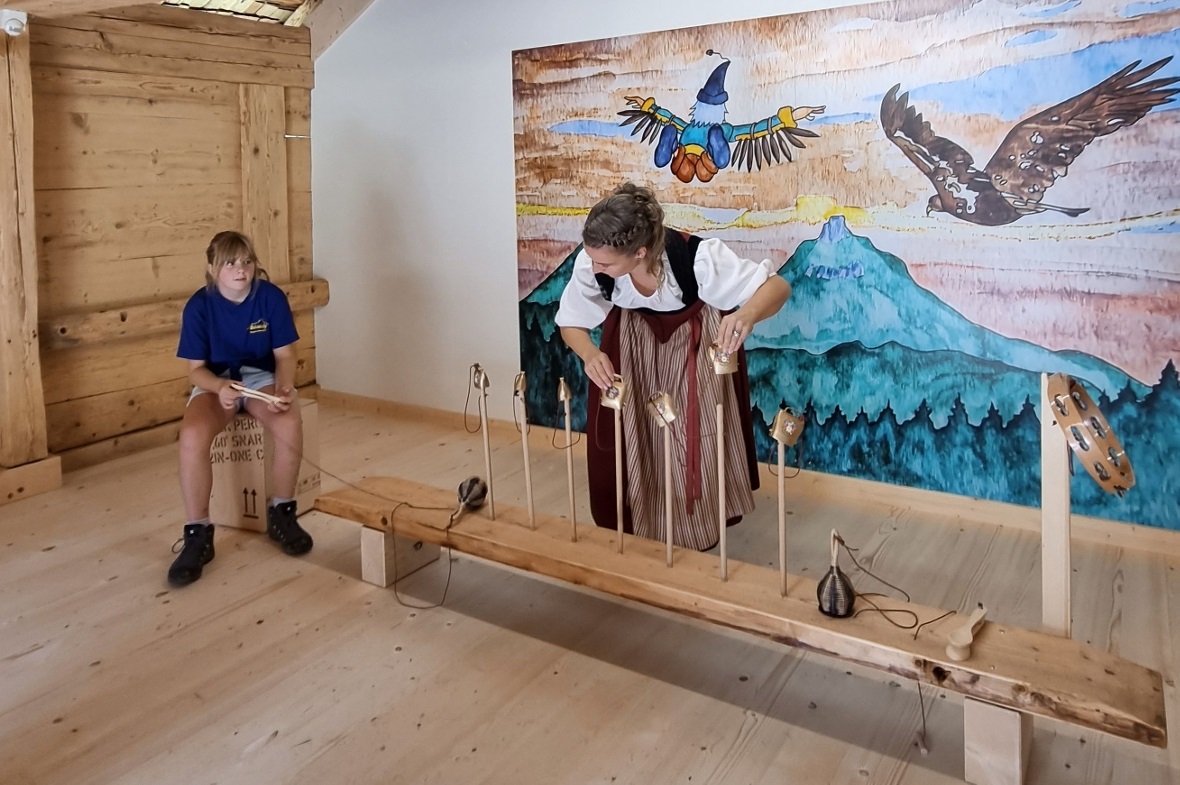 Beim letzten Posten kann man seinen Jutz zusammen mit Glockenklang und einfachen...