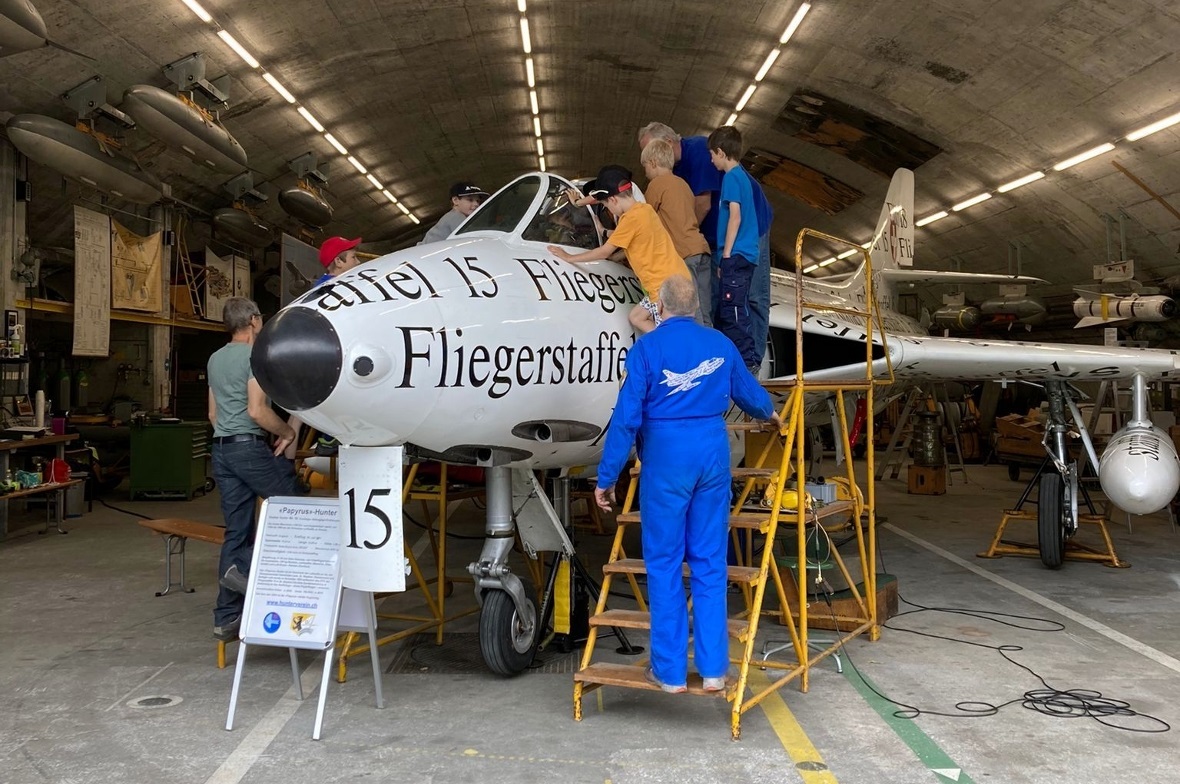 Besichtigung Papyrushunter und Unterstand U20.