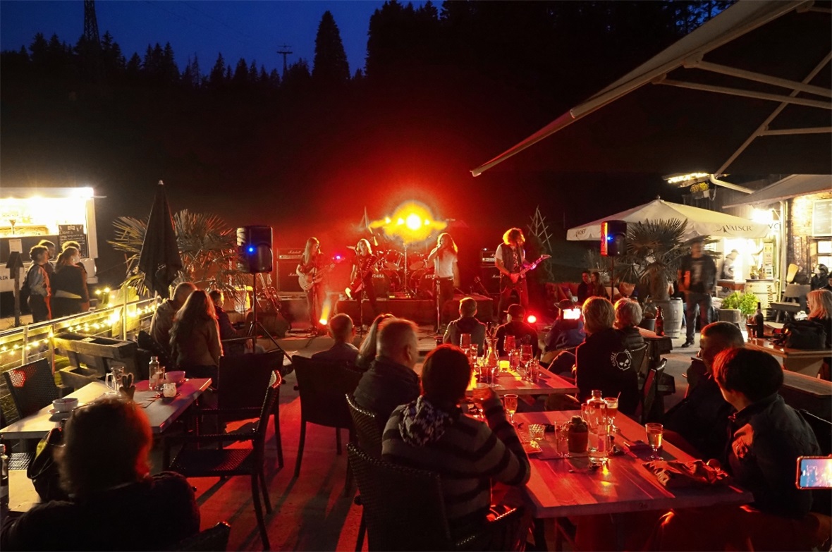 Beste Stimmung an der Wallegg Stube.