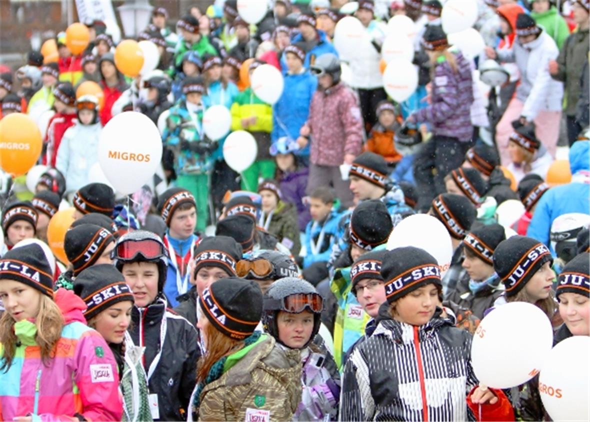 Swiss-Ski begrüsste 600 Jugendliche im Jugendskilager an der Lenk 