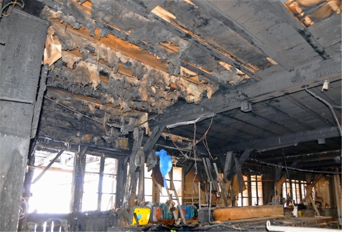 Hoher Sachschaden bei Brand in Zimmerei Gafner 