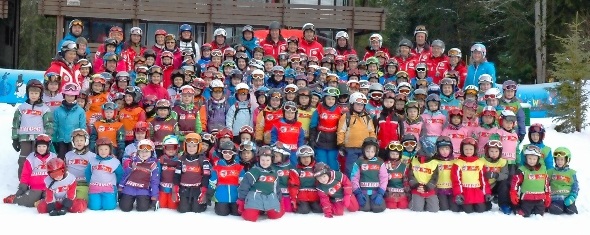 Schule Diemtigtal: Vom Schulzimmer raus in den Schnee