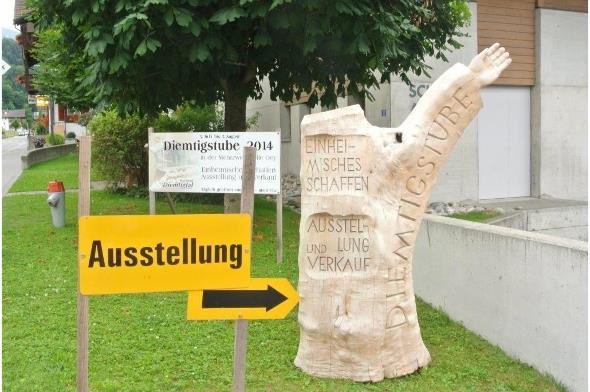 Einen Monat lang einheimisches Schaffen