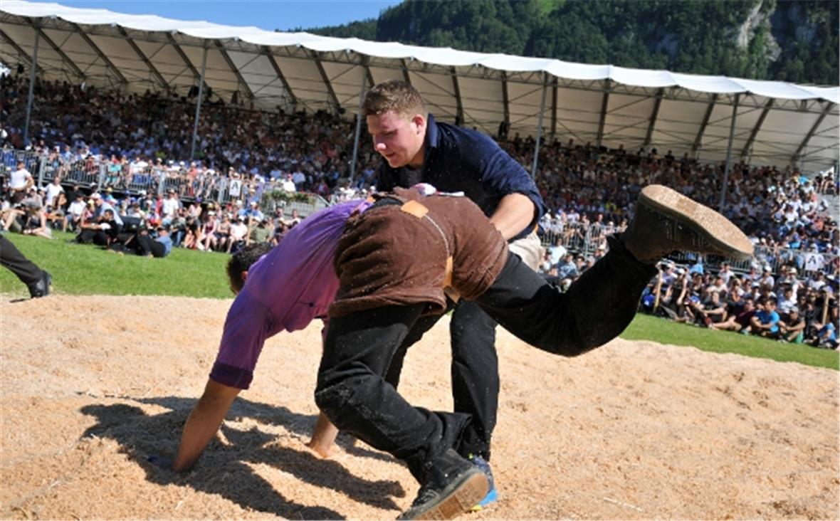 Kilian Wenger und Ruedi Roschi holten zwei Kränze ins Diemtigtal 