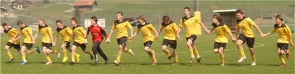Junioren B gewinnen gegen FC Sarina